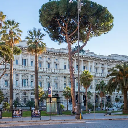 Ara Pacis Pensionat Rom