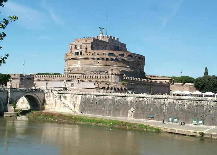 Πανσιόν Ara Pacis 4*