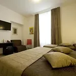 Ara Pacis Гостевой дом 4*