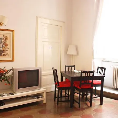 Ara Pacis Guest house