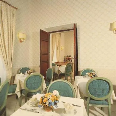 Guest house Ara Pacis 2*